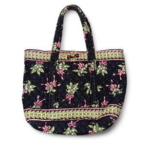 Vintage Vera Bradley floral lillies bag with hook closure